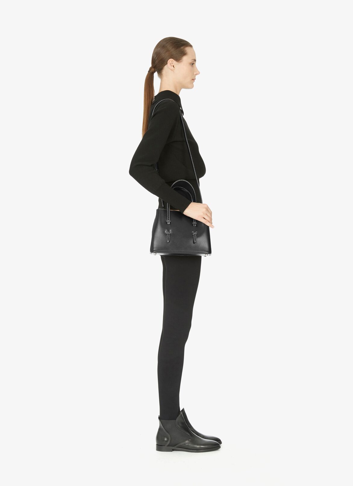 Mina 25 Tote Bag ALAÏA BLACK MINA 25 TOTE BAG